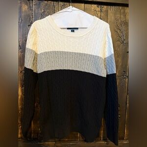 Karen Scott women’s Sweater
Size XL